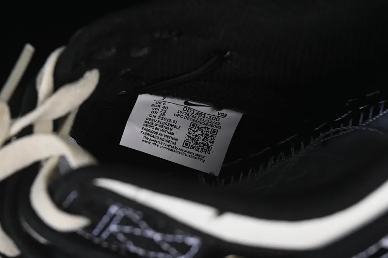 All categories Nk SB Dunk Series Nk SB Dunk Low High-end customized low-top sneakers Nike SB Dunk Low strap customization low-top casual sneakers DD1391-100
